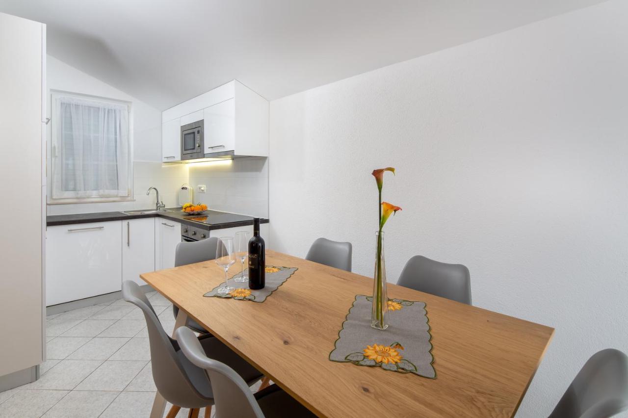 Villa Kristina Trogir Exteriör bild
