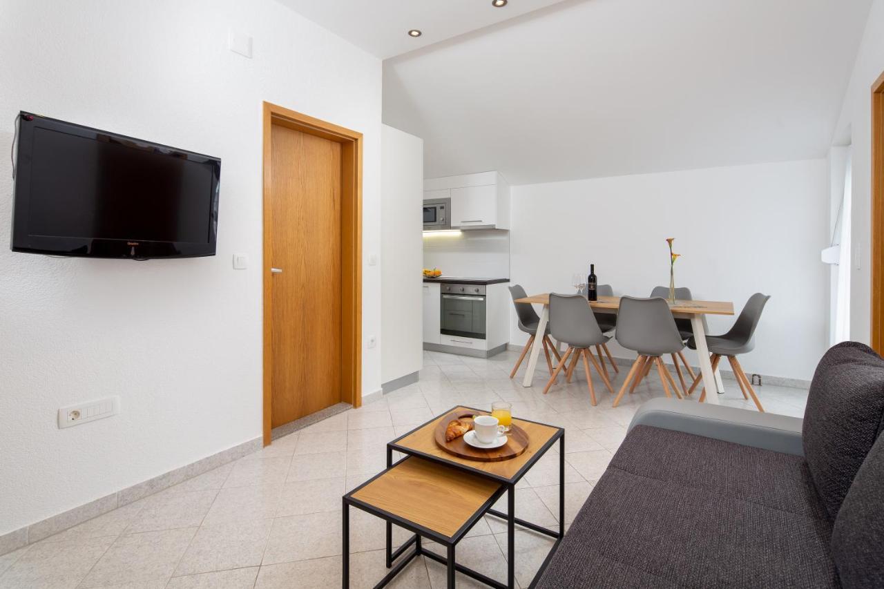 Villa Kristina Trogir Exteriör bild