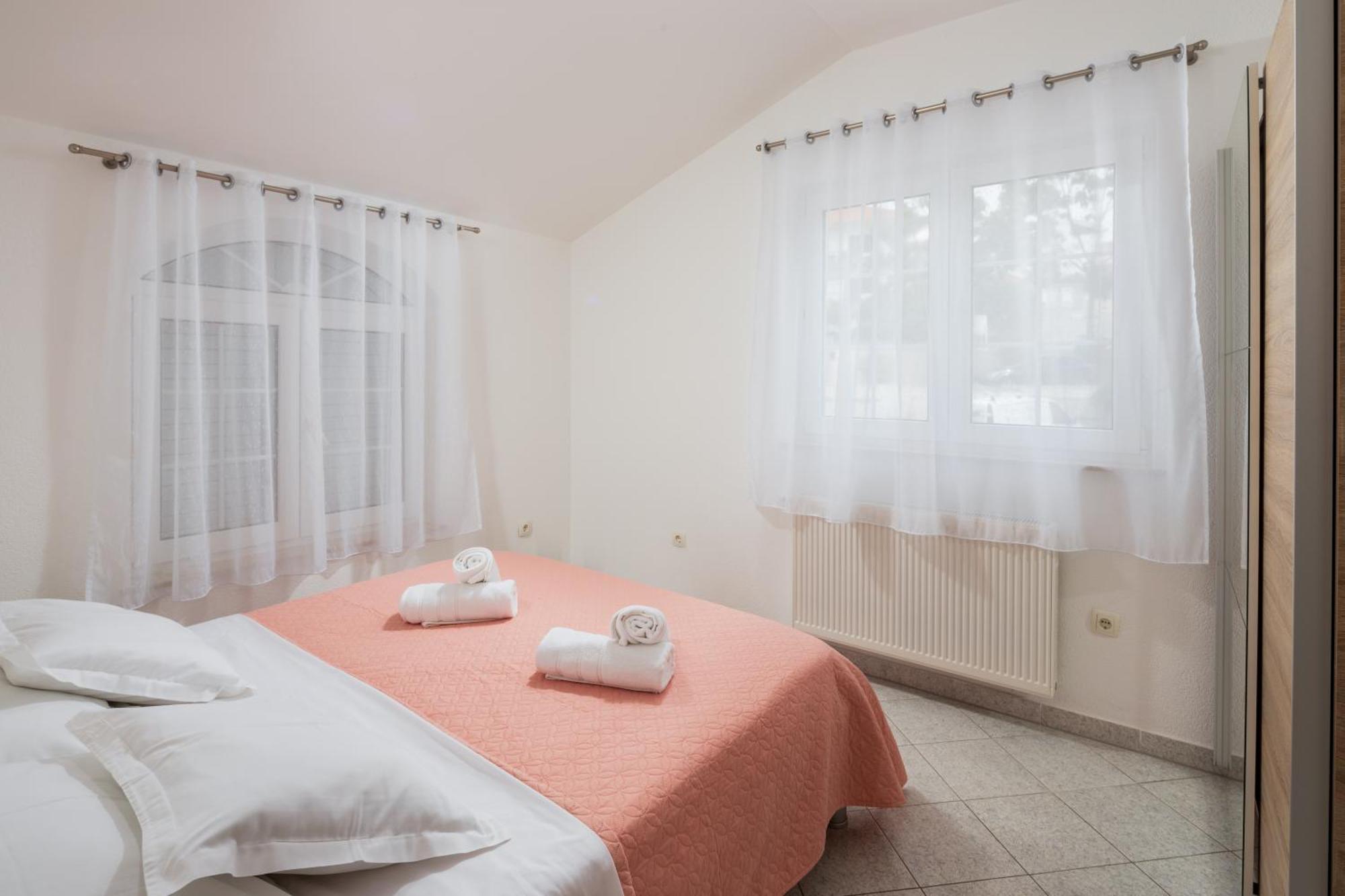 Villa Kristina Trogir Exteriör bild